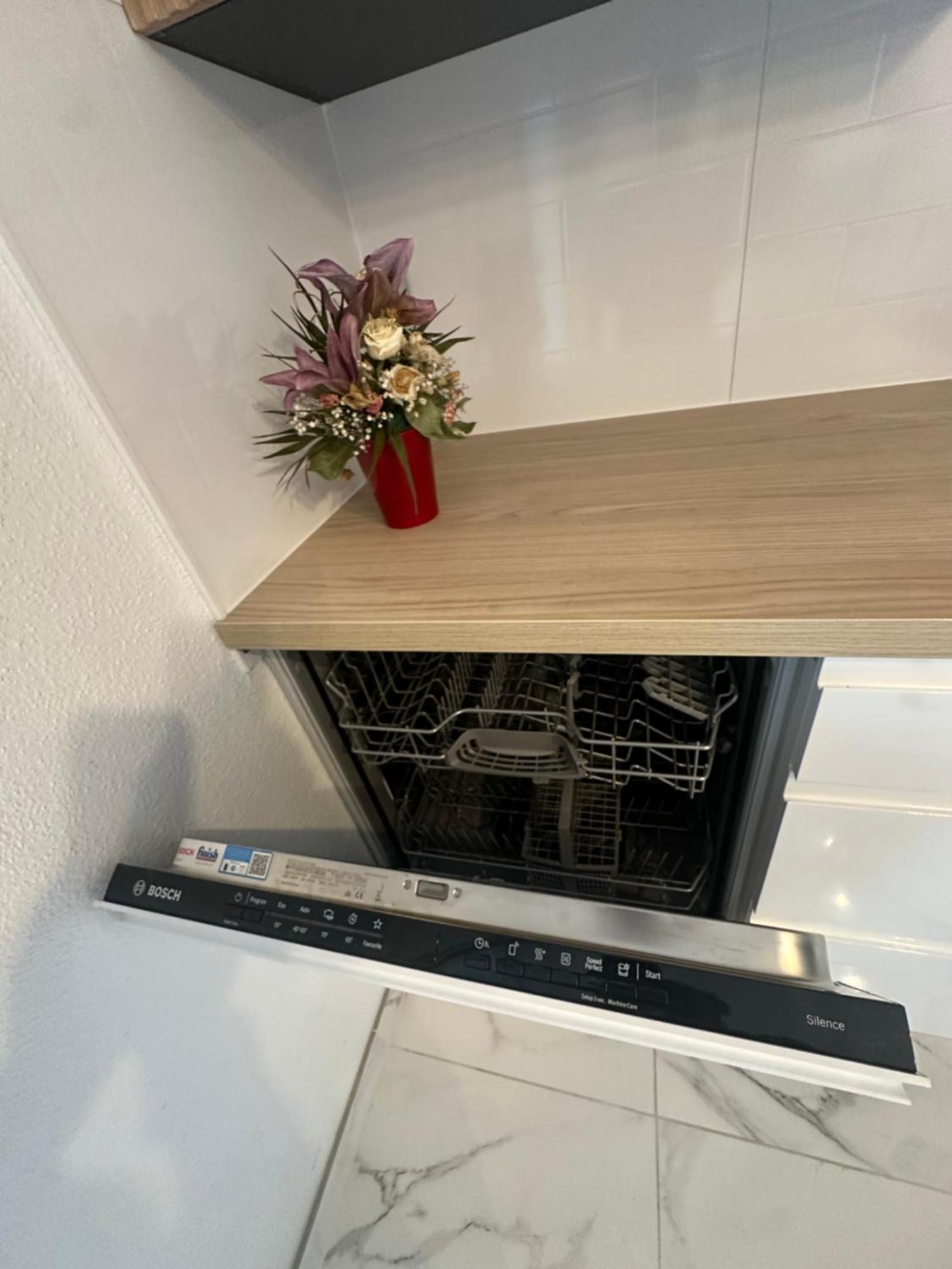Tres Beau Trois Pieces Avec Vue Degagee Apartment Strasbourg Bagian luar foto