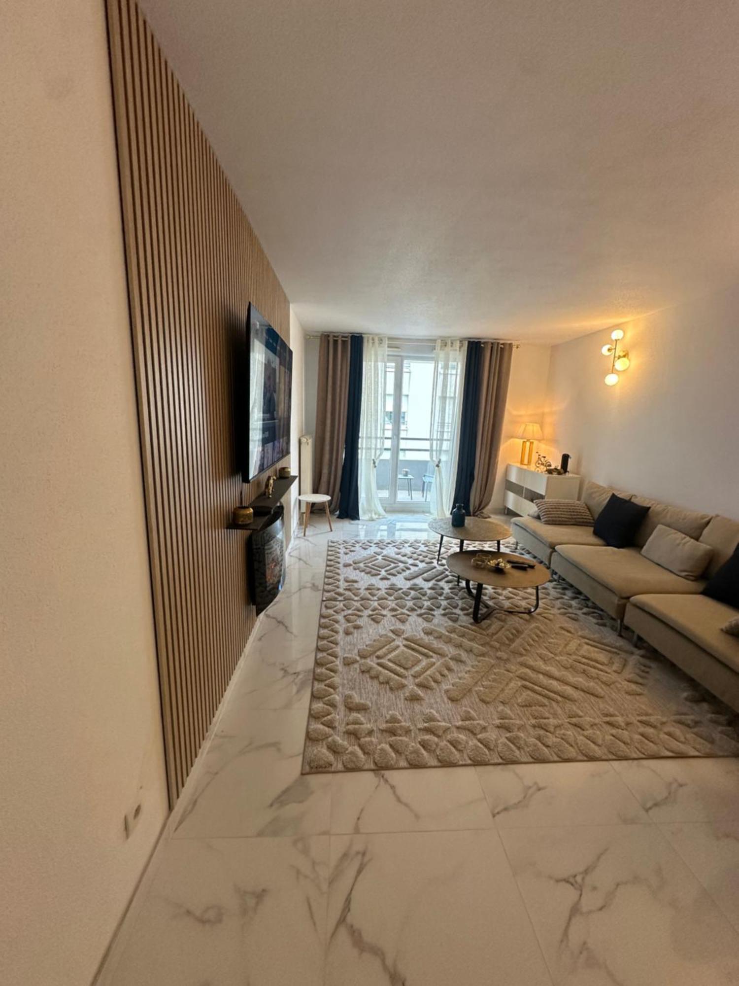 Tres Beau Trois Pieces Avec Vue Degagee Apartment Strasbourg Bagian luar foto